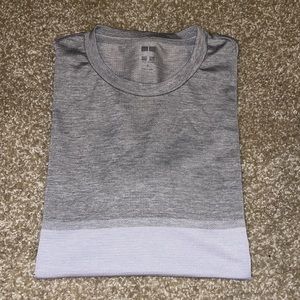 Uniqlo men’s short ss T-shirt. Workout material.